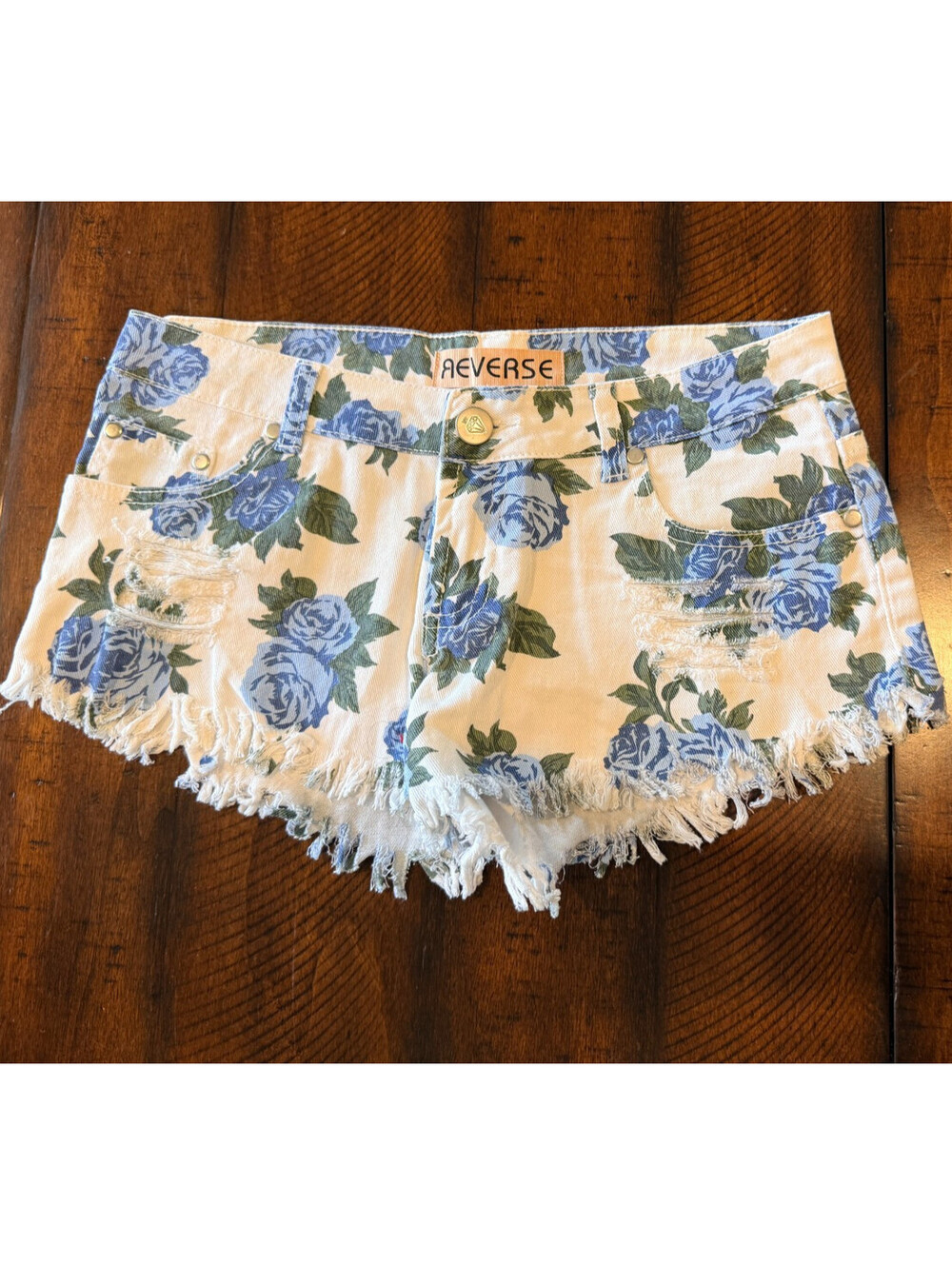 Reverse Floral Rose Distressed Denim Cutoff Shorts Blue White Size Small